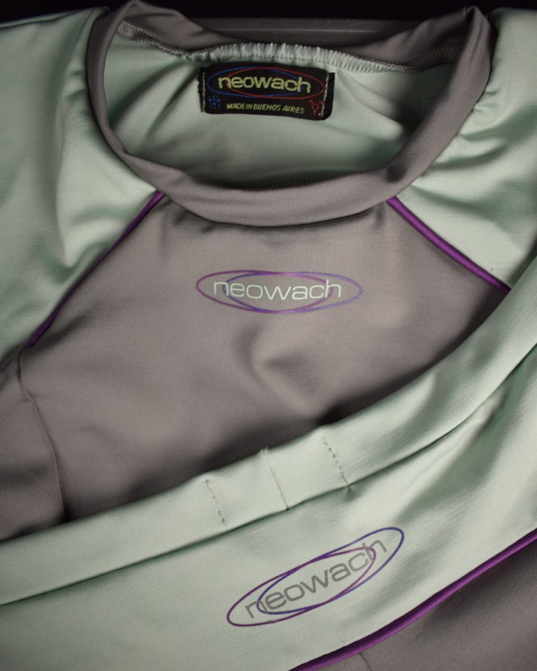 Short Top Neowach swimwear ravewear grey vintage queer