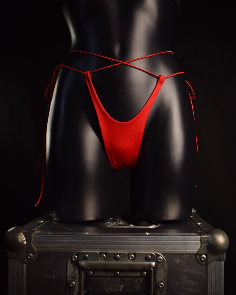 Kurtida Thong Drawstring red